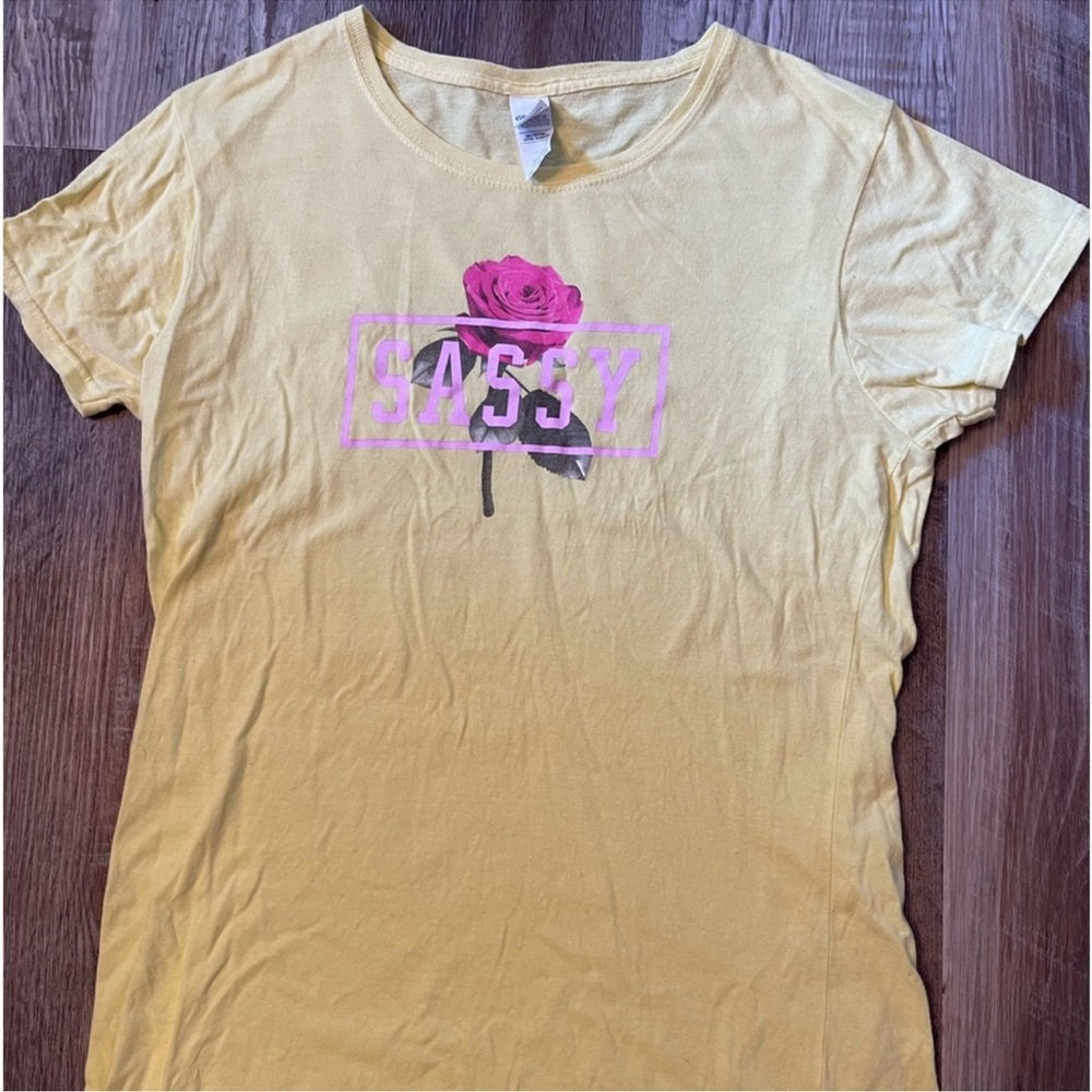 XL Rue21 Sassy Rose Shirt